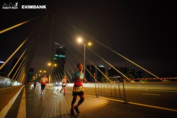 HO CHI MINH CITY NIGHT RUN EXIMBANK 2024 - Ảnh #2024355
