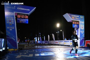 HO CHI MINH CITY NIGHT RUN EXIMBANK 2024 - Ảnh #2059100