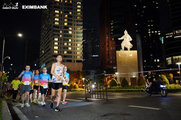 HO CHI MINH CITY NIGHT RUN EXIMBANK 2024 - Ảnh #1990548