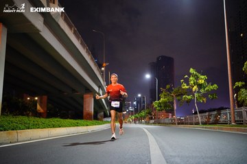 HO CHI MINH CITY NIGHT RUN EXIMBANK 2024 - Ảnh #1988622