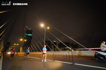HO CHI MINH CITY NIGHT RUN EXIMBANK 2024 - Ảnh #2025021