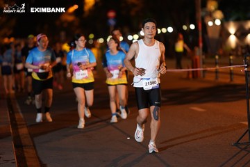 HO CHI MINH CITY NIGHT RUN EXIMBANK 2024 - Ảnh #2159140