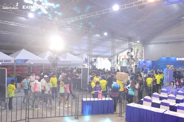 HO CHI MINH CITY NIGHT RUN EXIMBANK 2024 - Ảnh #1964371