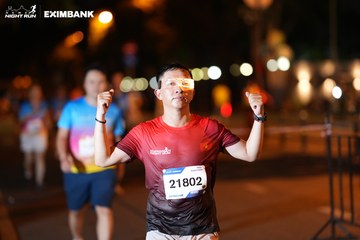 HO CHI MINH CITY NIGHT RUN EXIMBANK 2024 - Ảnh #2159000