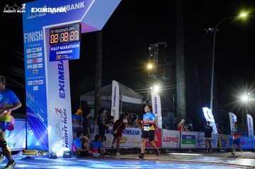 HO CHI MINH CITY NIGHT RUN EXIMBANK 2024 - Ảnh #2033584
