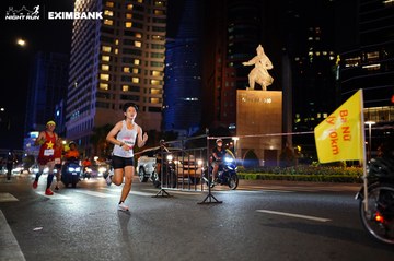 HO CHI MINH CITY NIGHT RUN EXIMBANK 2024 - Ảnh #1989120