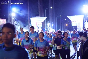 HO CHI MINH CITY NIGHT RUN EXIMBANK 2024 - Ảnh #1971918