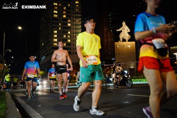 HO CHI MINH CITY NIGHT RUN EXIMBANK 2024 - Ảnh #1990093