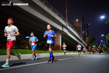 HO CHI MINH CITY NIGHT RUN EXIMBANK 2024 - Ảnh #1988897