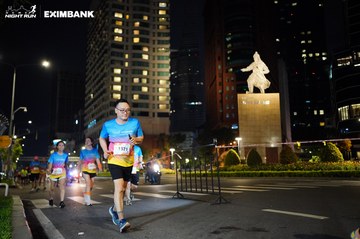 HO CHI MINH CITY NIGHT RUN EXIMBANK 2024 - Ảnh #1991506