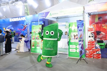HO CHI MINH CITY NIGHT RUN EXIMBANK 2024 - Ảnh #1964634