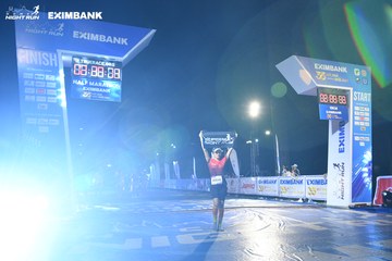 HO CHI MINH CITY NIGHT RUN EXIMBANK 2024 - Ảnh #2064669