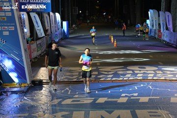 HO CHI MINH CITY NIGHT RUN EXIMBANK 2024 - Ảnh #2029126