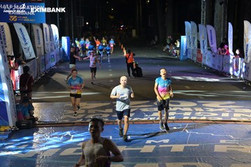 HO CHI MINH CITY NIGHT RUN EXIMBANK 2024 - Ảnh #2027213