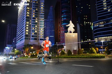 HO CHI MINH CITY NIGHT RUN EXIMBANK 2024 - Ảnh #1989211