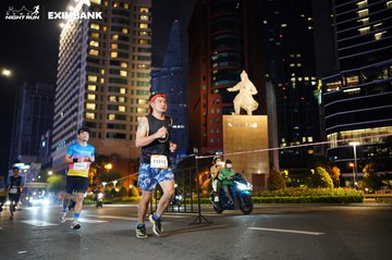 HO CHI MINH CITY NIGHT RUN EXIMBANK 2024 - Ảnh #1989497