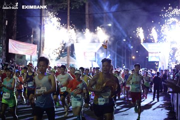 HO CHI MINH CITY NIGHT RUN EXIMBANK 2024 - Ảnh #1970254