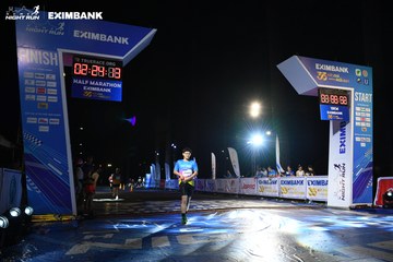 HO CHI MINH CITY NIGHT RUN EXIMBANK 2024 - Ảnh #2059379