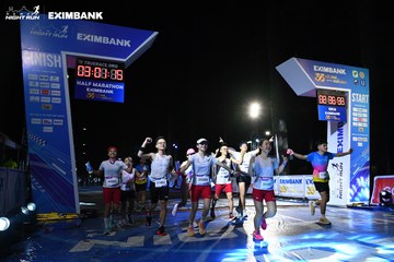HO CHI MINH CITY NIGHT RUN EXIMBANK 2024 - Ảnh #2061944