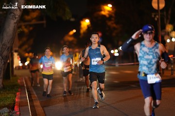 HO CHI MINH CITY NIGHT RUN EXIMBANK 2024 - Ảnh #2159308