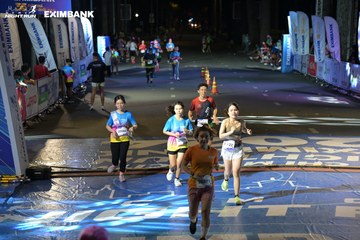 HO CHI MINH CITY NIGHT RUN EXIMBANK 2024 - Ảnh #2032538