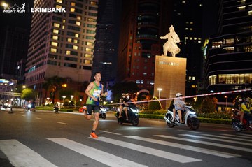 HO CHI MINH CITY NIGHT RUN EXIMBANK 2024 - Ảnh #1989027