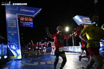 HO CHI MINH CITY NIGHT RUN EXIMBANK 2024 - Ảnh #2059664