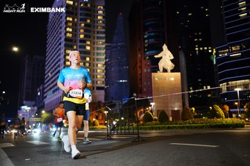 HO CHI MINH CITY NIGHT RUN EXIMBANK 2024 - Ảnh #1989621