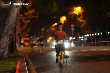 HO CHI MINH CITY NIGHT RUN EXIMBANK 2024 - Ảnh #2160395