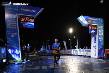 HO CHI MINH CITY NIGHT RUN EXIMBANK 2024 - Ảnh #2063652