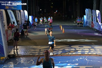 HO CHI MINH CITY NIGHT RUN EXIMBANK 2024 - Ảnh #2033860