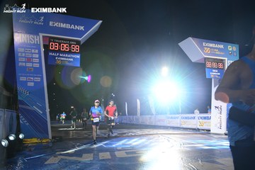 HO CHI MINH CITY NIGHT RUN EXIMBANK 2024 - Ảnh #2064690