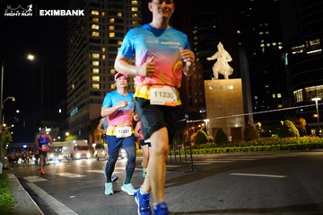 HO CHI MINH CITY NIGHT RUN EXIMBANK 2024 - Ảnh #1990545