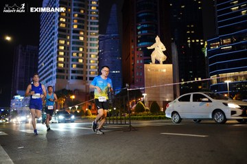 HO CHI MINH CITY NIGHT RUN EXIMBANK 2024 - Ảnh #1989489