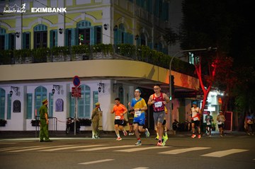 HO CHI MINH CITY NIGHT RUN EXIMBANK 2024 - Ảnh #2031261