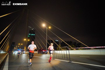 HO CHI MINH CITY NIGHT RUN EXIMBANK 2024 - Ảnh #2024357