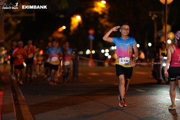 HO CHI MINH CITY NIGHT RUN EXIMBANK 2024 - Ảnh #2159831