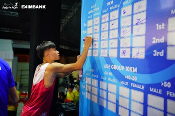 HO CHI MINH CITY NIGHT RUN EXIMBANK 2024 - Ảnh #2011630