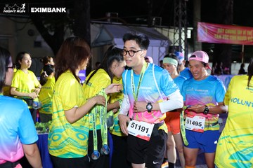 HO CHI MINH CITY NIGHT RUN EXIMBANK 2024 - Ảnh #2012494