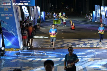 HO CHI MINH CITY NIGHT RUN EXIMBANK 2024 - Ảnh #2025568