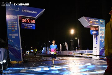 HO CHI MINH CITY NIGHT RUN EXIMBANK 2024 - Ảnh #2061279