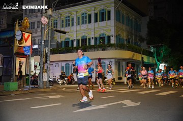HO CHI MINH CITY NIGHT RUN EXIMBANK 2024 - Ảnh #2032067
