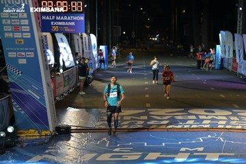 HO CHI MINH CITY NIGHT RUN EXIMBANK 2024 - Ảnh #2029350