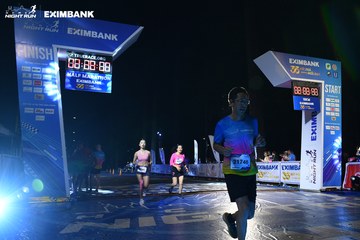HO CHI MINH CITY NIGHT RUN EXIMBANK 2024 - Ảnh #2063969