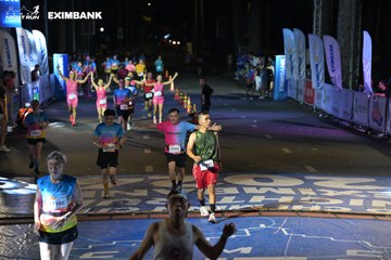 HO CHI MINH CITY NIGHT RUN EXIMBANK 2024 - Ảnh #2033703