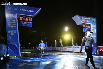 HO CHI MINH CITY NIGHT RUN EXIMBANK 2024 - Ảnh #2065723