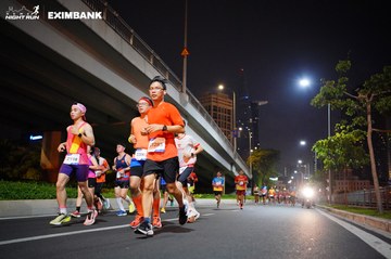 HO CHI MINH CITY NIGHT RUN EXIMBANK 2024 - Ảnh #1988929