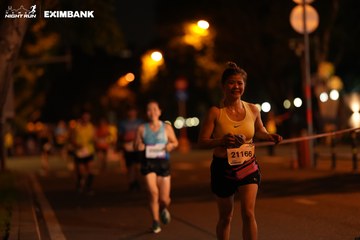 HO CHI MINH CITY NIGHT RUN EXIMBANK 2024 - Ảnh #2159528