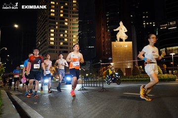 HO CHI MINH CITY NIGHT RUN EXIMBANK 2024 - Ảnh #1990101