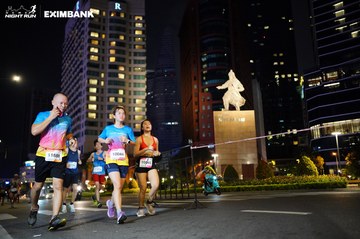 HO CHI MINH CITY NIGHT RUN EXIMBANK 2024 - Ảnh #1990141